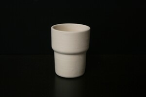 Melkbeker 9,5 cm hoog