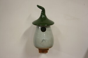 Vogelhuisje Groen op houten steuntje