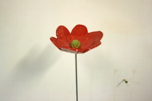 Bloem / Insectendrinkbakje op pin
