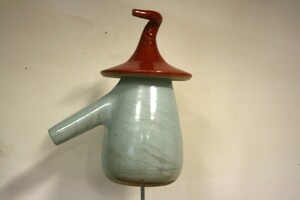Hommelpot Rood op pin