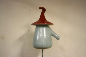 Hommelpot Rood op pin