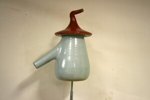 Hommelpot Rood op pin