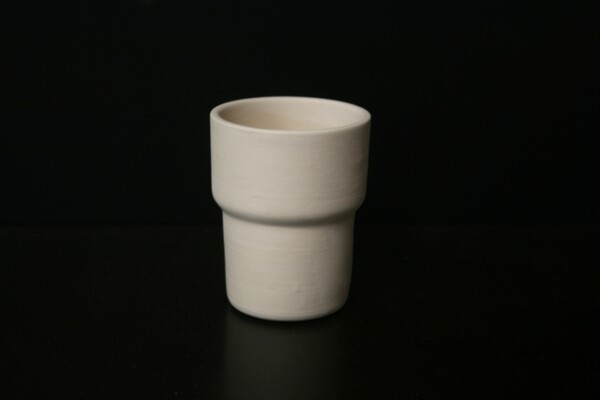 Melkbeker 9,5 cm hoog