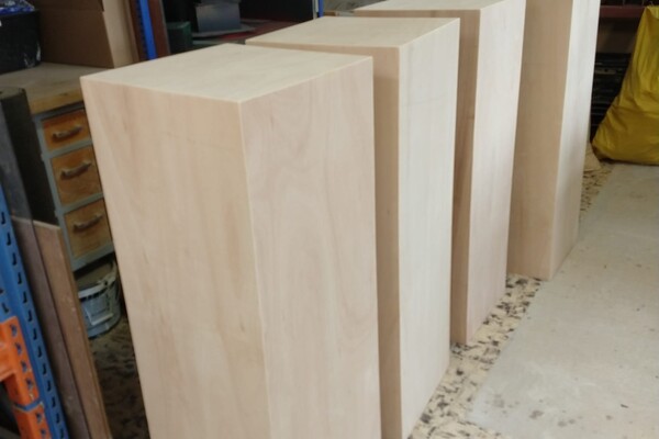 Consoles - Zuilen – Sokkels – Pilaren